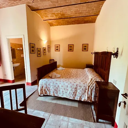 Fattoria Podere I Luoghi Apartament