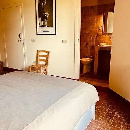 Fattoria Podere I Luoghi Apartament *