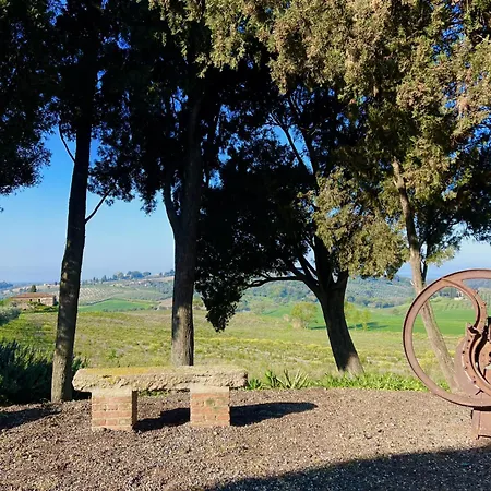 Fattoria Podere I Luoghi Apartament *