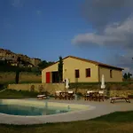 Fattoria Podere I Luoghi 카살레 마리티모