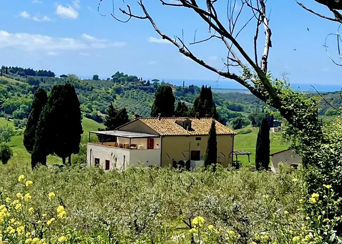Fattoria Podere I Luoghi * Casale Marittimo